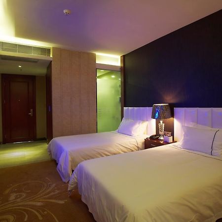 Li Yang Hotel Guangzhou Værelse billede